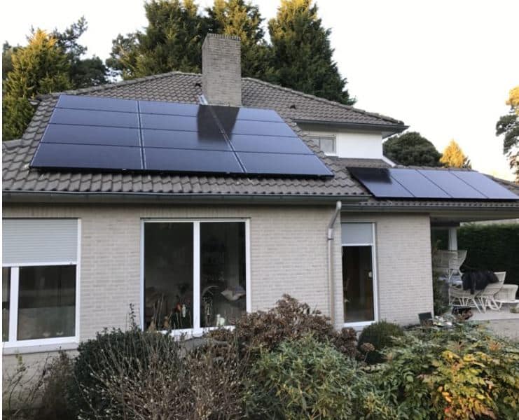 Zonnepanelen-particulier-vakantiewoning-Installatie